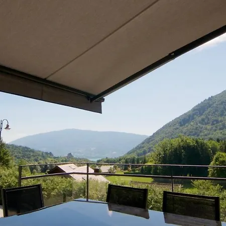 La Maison De Bluffy By Locationlacannecy Semesterbostad Bluffy