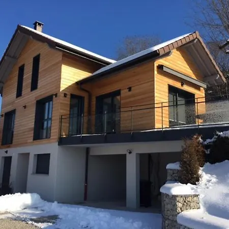 La Maison De Bluffy By Locationlacannecy